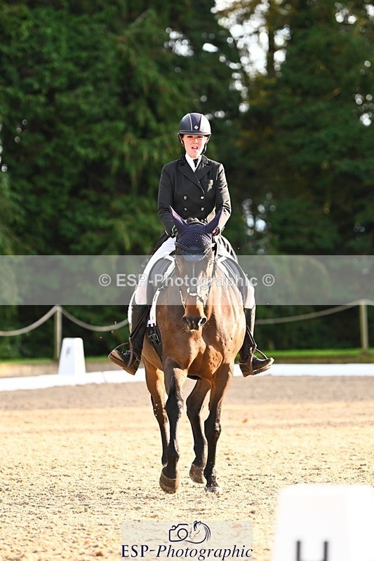 231021-160535-21020 - 263-CLARKIE-Charlotte.Byrnes-DR