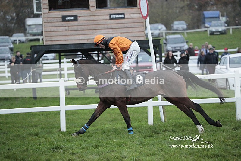 PtP 271122 1045 - Hursley Hambledon Hunt Point-to-Point - Larkhill - 27/11/22