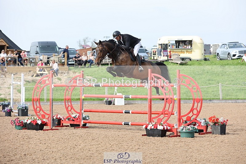 240511A-165239-15073 - Cls 38 National 1.40m Open