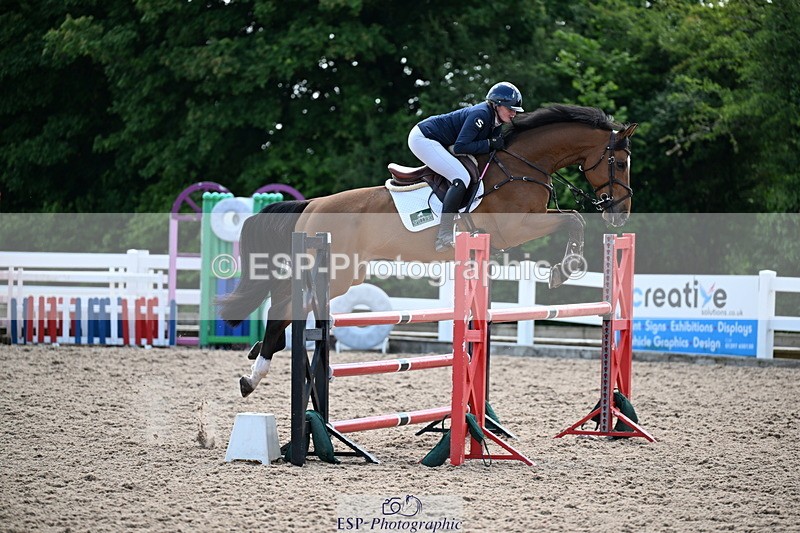 240605A-145220-00809 - Cls 4 Newcomers and 1.10m Open