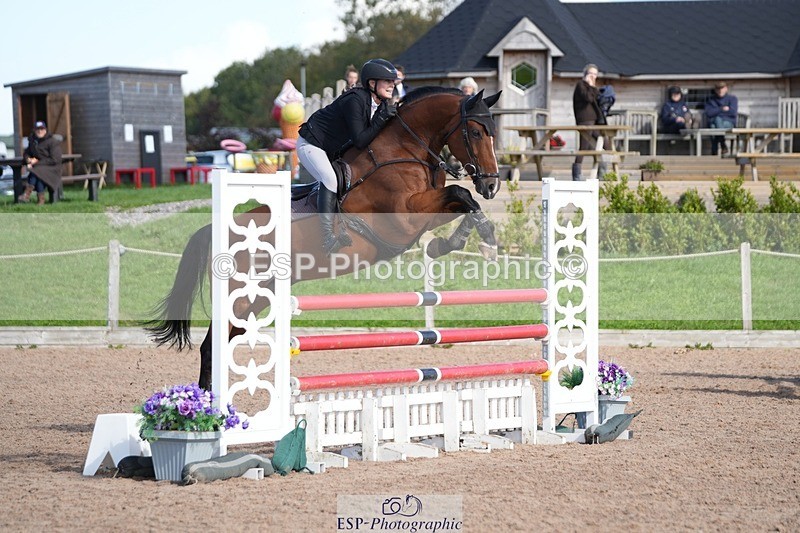 250913-110408-06311 - Cls 14 Snr Newcomers