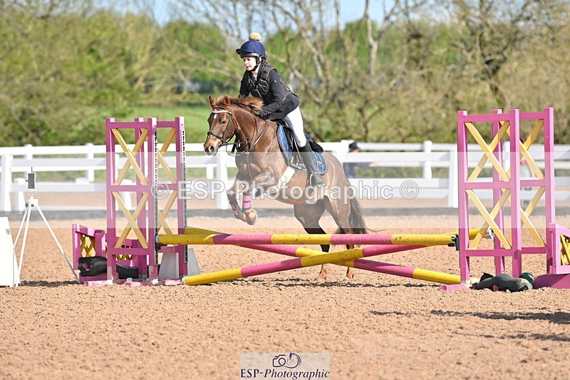 240504A-091117-00016 - Cls 11 Clear Round 50cm