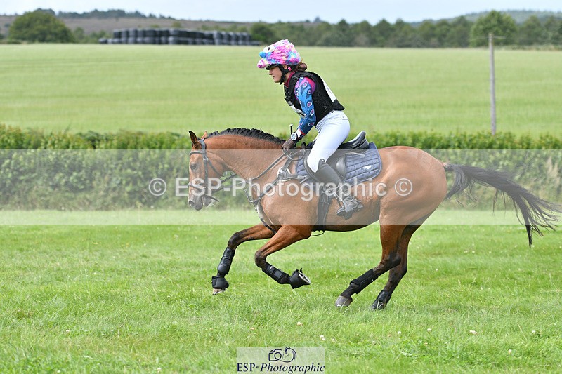 240804-151435-17571 - 601-Tichy_Sanders-UBERTON_VAN_HET_DALHOF