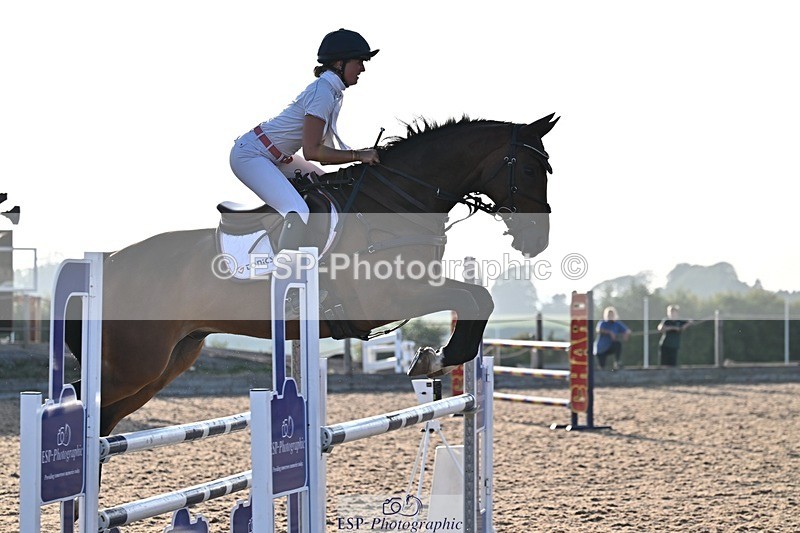 250812-191044-00534 - 1m and 1.10m