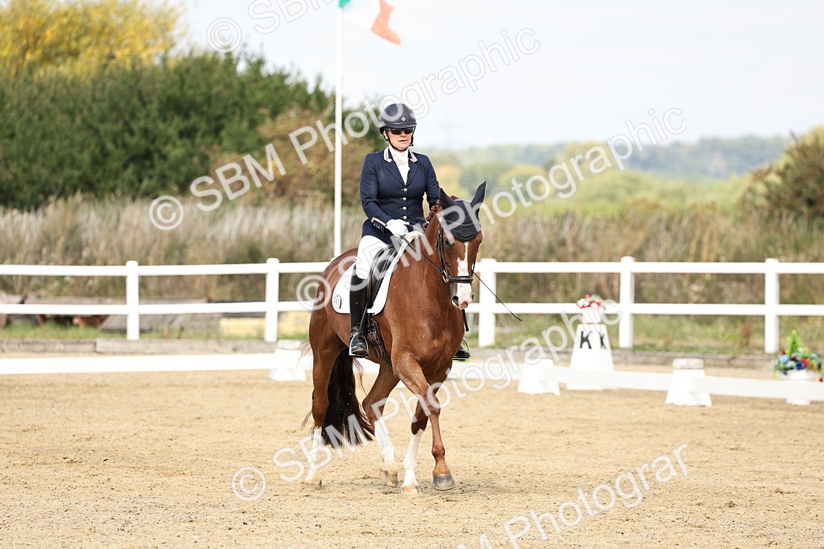 SBM_018226 - Class 16 - Novice 5 - 11.12-12.01