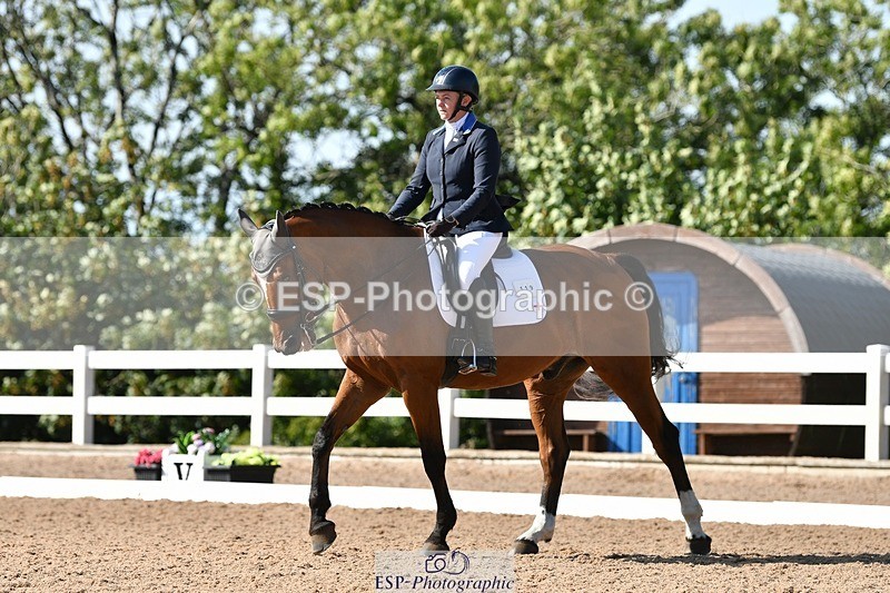 250906-152543-04286 - 119-Kirstie.WrightMill.House.Kann.Eye