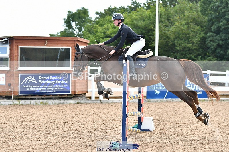 230819A-162834-01170 - Cls 33 1.05m Amateur Qualifier