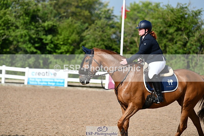 240511A-091717-11228 - Cls 28 95cm National Am Quali