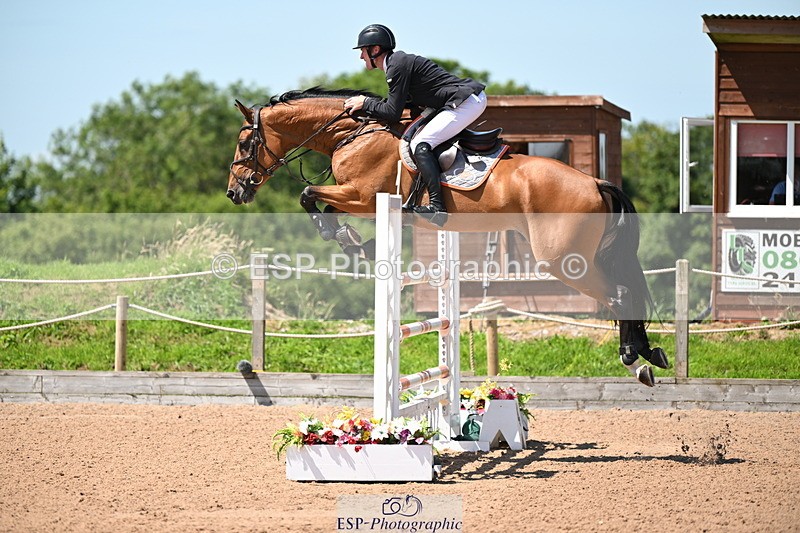 240718A-122541-05068 - Cls 1, 3 Star Small Tour 1.35m