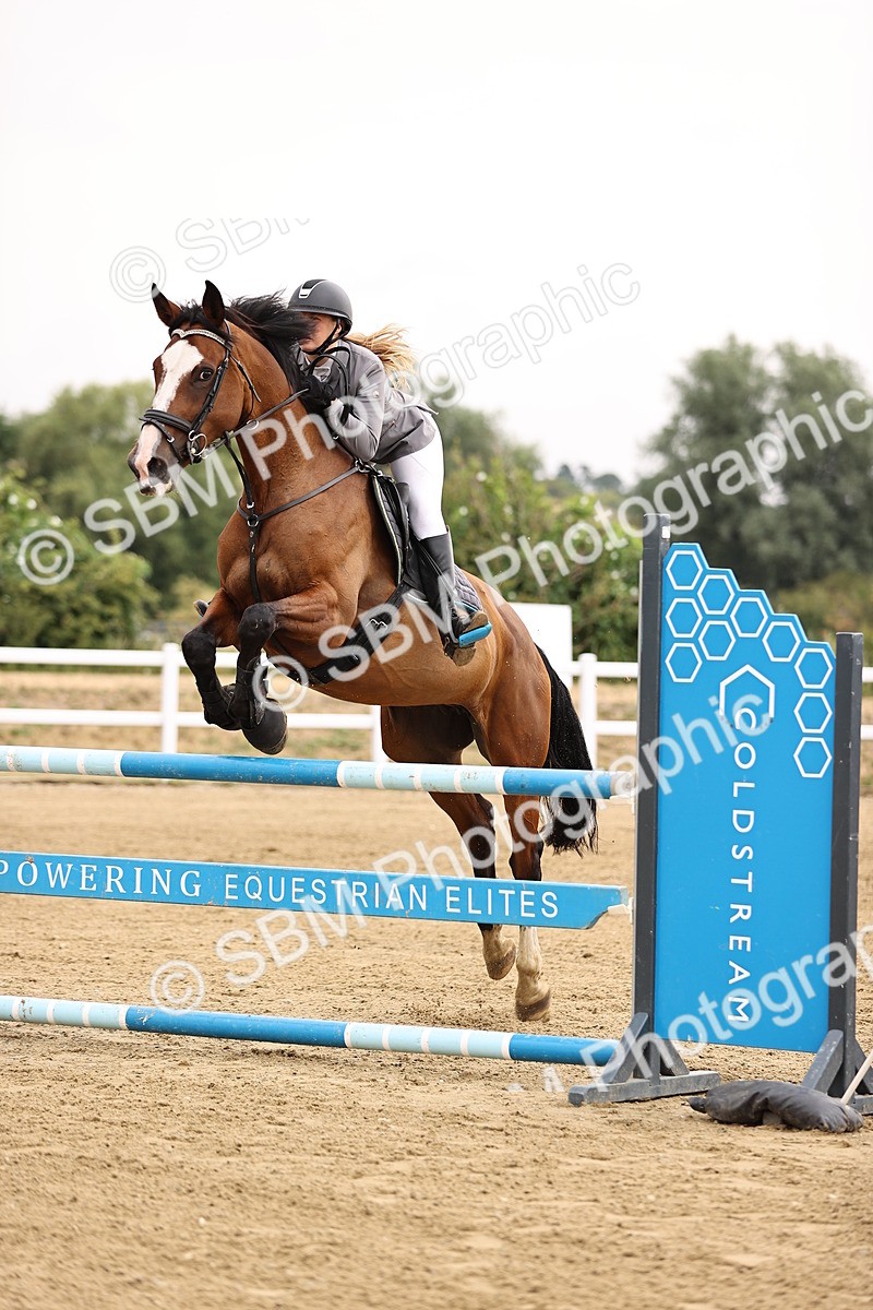SBM_026322 - Class 12 - Amateur Championship Qualifier 1.05m