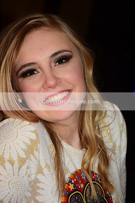 KIR_1228 - Kirstie
