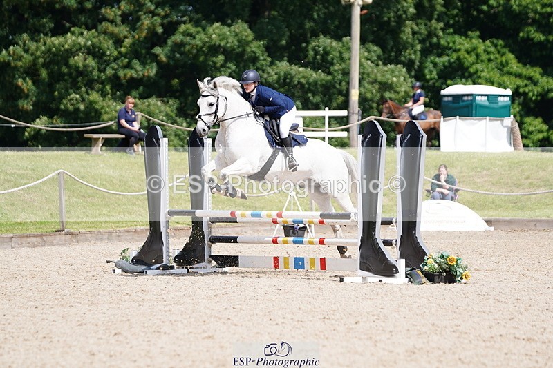 250613A-104238-01273 - Cls 10 British Novice and 90cm Open
