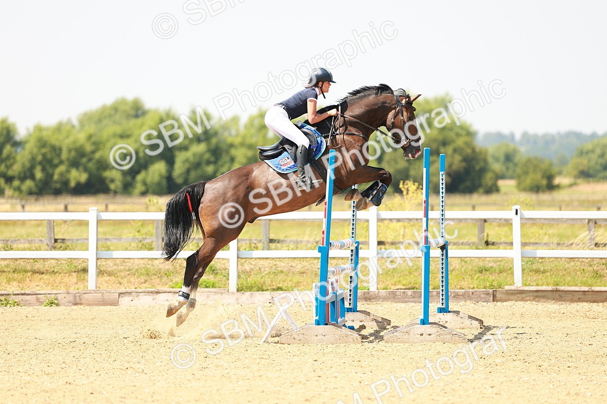 SBM_001779 - Class 4 - Senior Newcomers - 1.10m