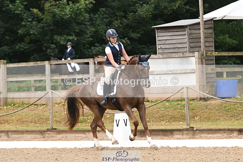 250719A-093858-02998 - 144-Verity.Perry-Vogue