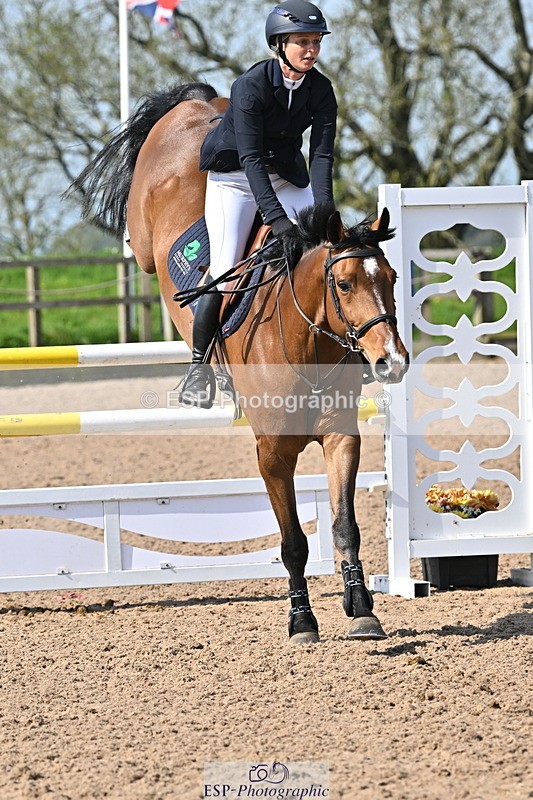 240509A-100647-00774 - Cls 8 Foxhunter