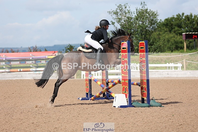 240714A-095958-01677 - Cls 3 A&B Pony BN & 80cm Open