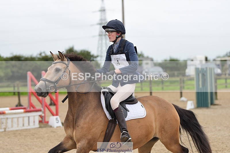 230730-112852-00496 - Class 03 70cm Seniors