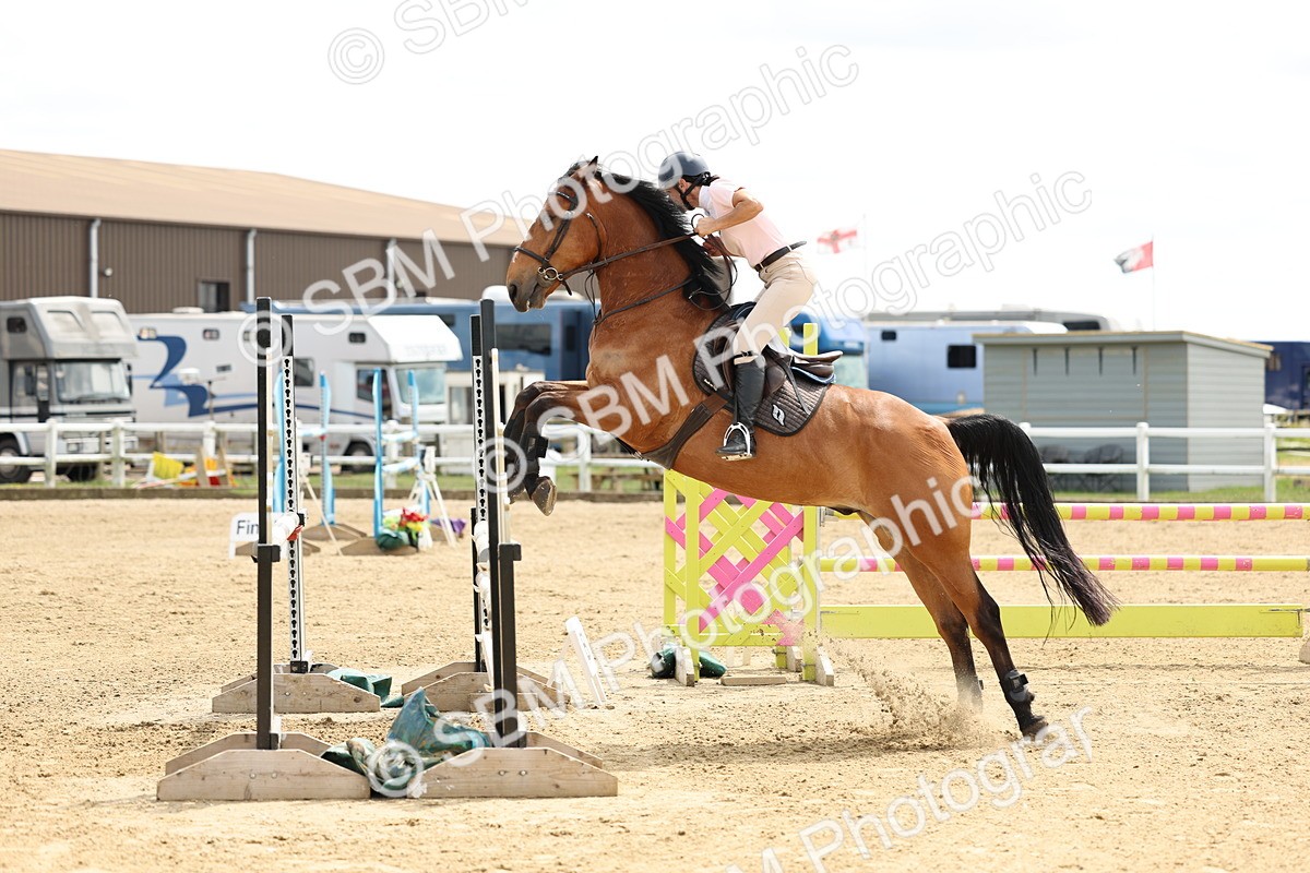 SBM_005258 - Class 18 - Senior 1.05m Open