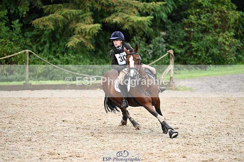 240824X-094341-23334 - 70cm Round 2 9.30 to 10.30