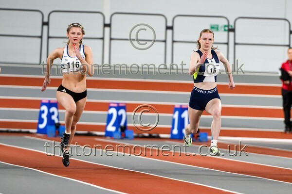 Age26SAT-926303 - Track Female Set One