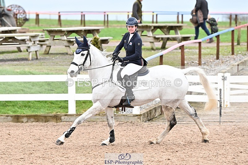 250112-132147-01444 - Cls 20 Newcomers and 1.10m Open