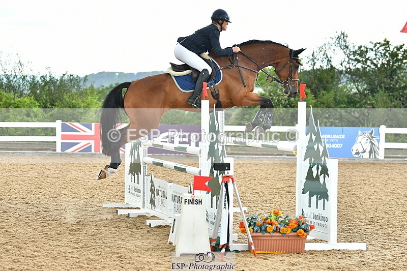 230721A-113204-05734 - Cls 18, 1 Star Silver 1.20m