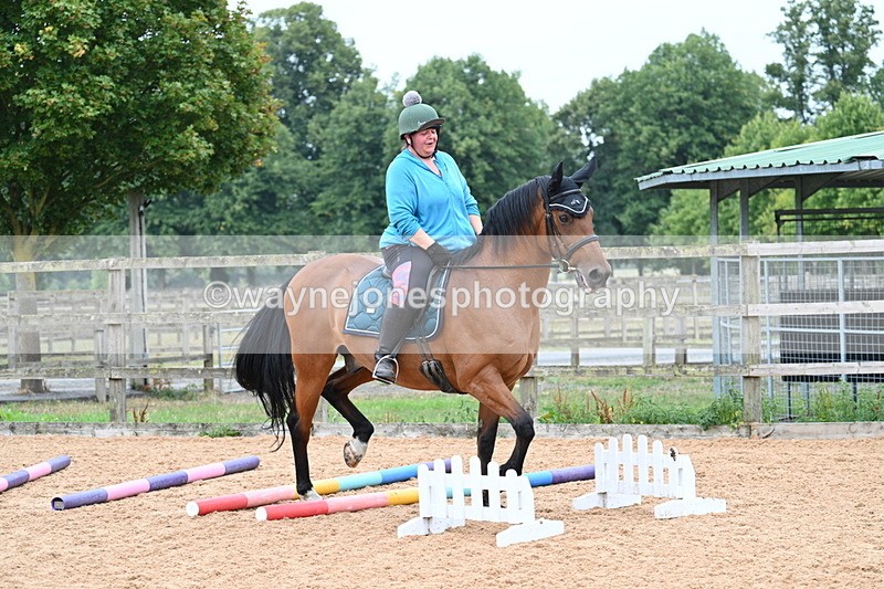 WJ7_8583 - Poles 11:00am