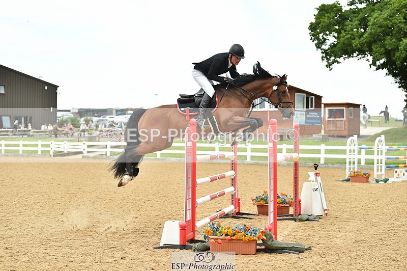 230720A-135954-03264 - Cls 21, 1 Star Gold 1.30m