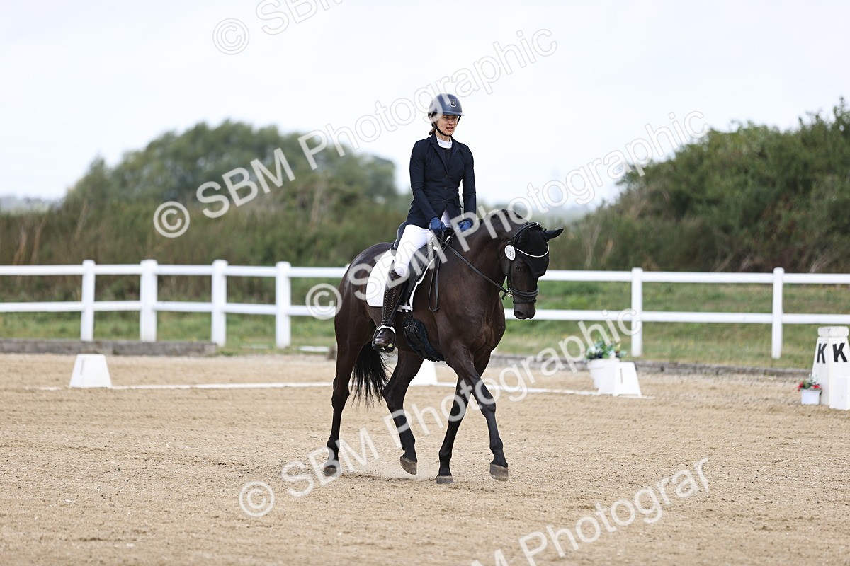 SBM_015321 - Class 14 - Novice 23 - 9.05-10.08