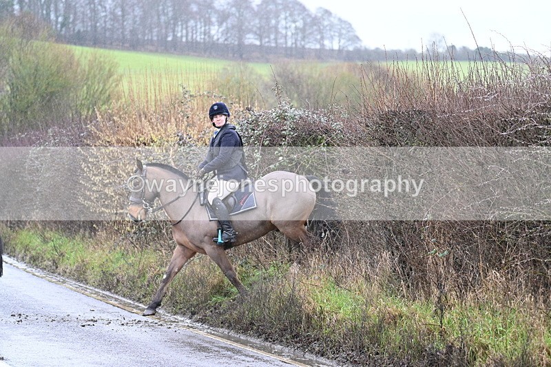 WJ7_7136 - Crossing A Camera