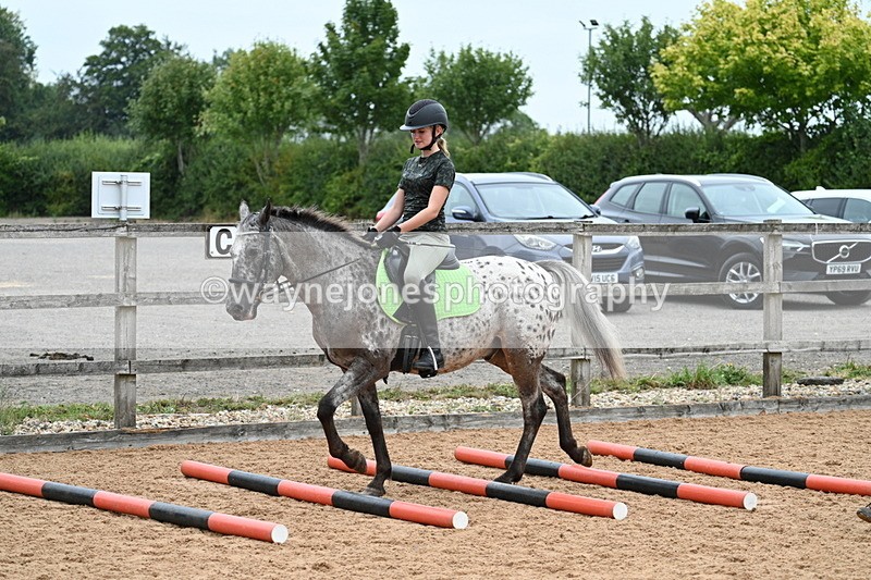 WJ7_9541 - Poles 14:00