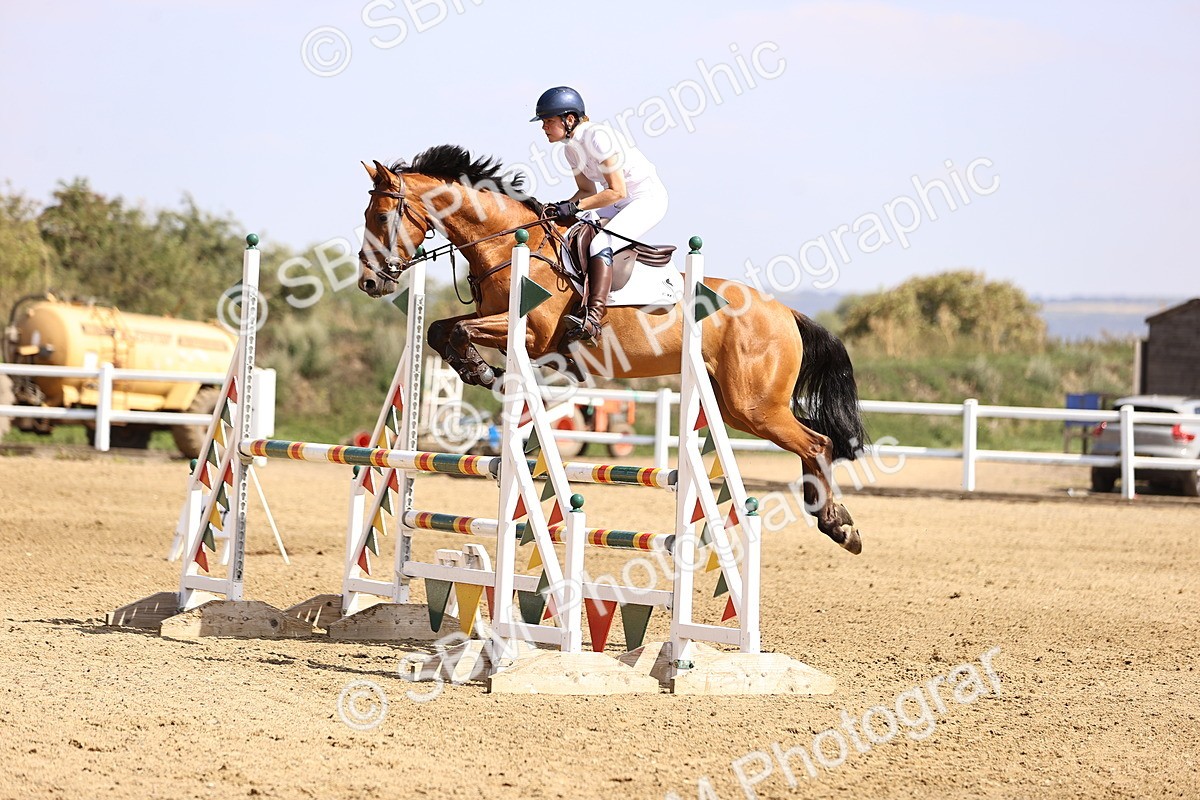 SBM_006781 - Class 12 - Amateur Championship Qualifier 1.05m