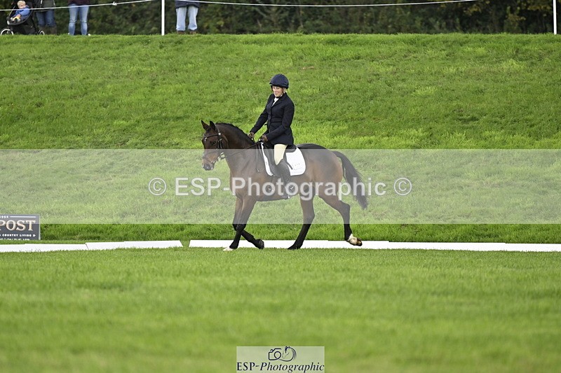 251023A-115718-03971 - F-418-Caroline.Davies