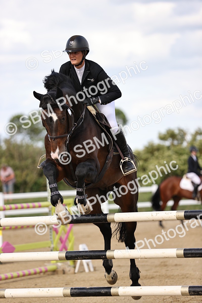 SBM_003674 - Class 13 - Senior Foxhunter - 1.20m
