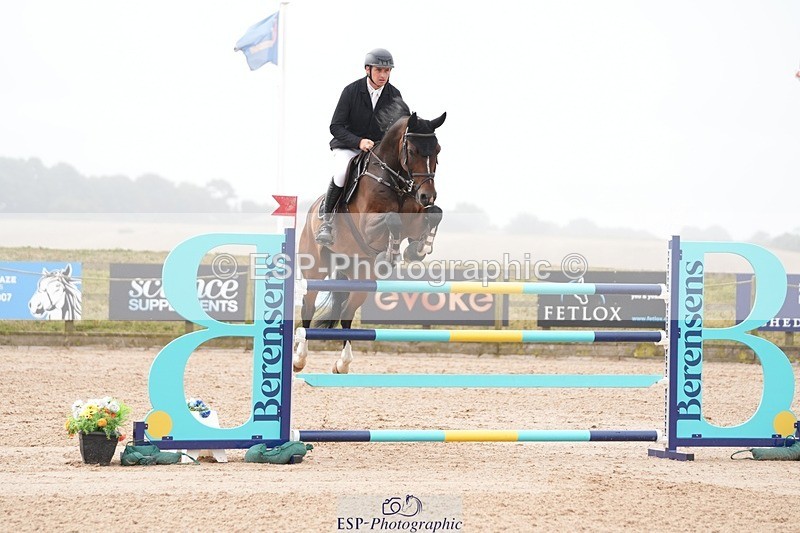 250718-111144-09931 - Cls 2, 3 Star Small Tour Break til End