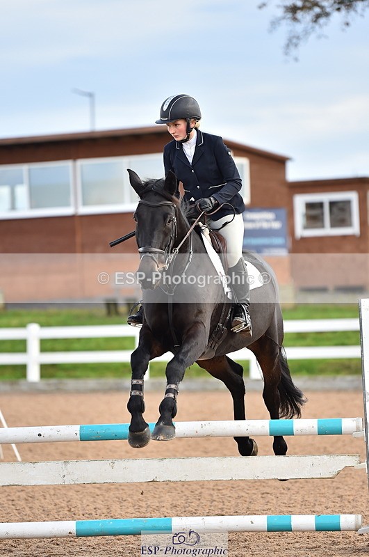 231122A-100916-00017 - Cls 1 British Novice & 90cm Open