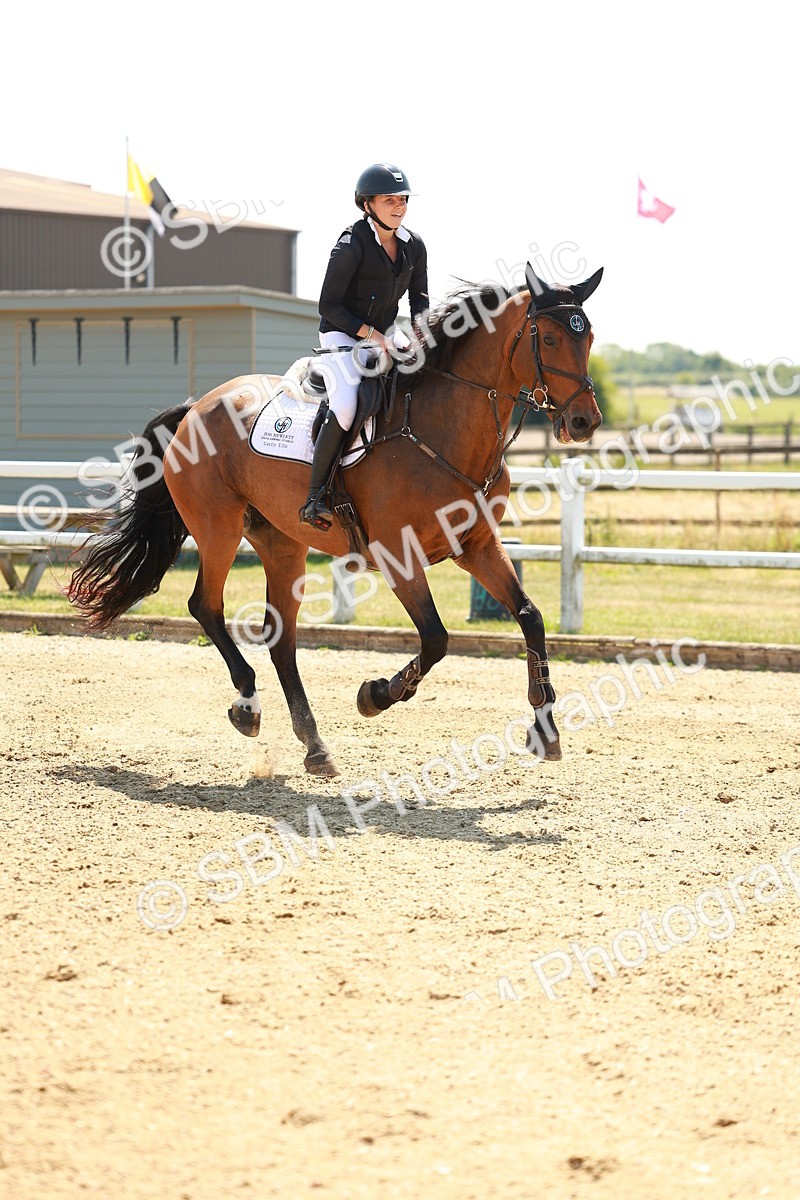SBM_001657 - Class 4 - Senior Newcomers - 1.10m