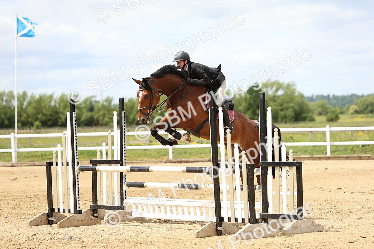 SBM_000833 - Class 3 - Senior Discovery - 1.00m