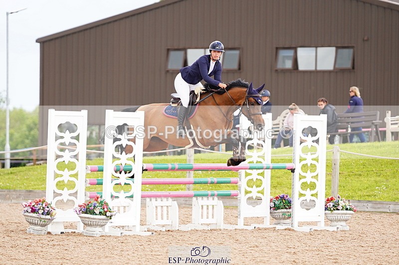 240526A-112334-07782 - Cls 26 Chard Equ 1.05m and 1.10m Grand Prix