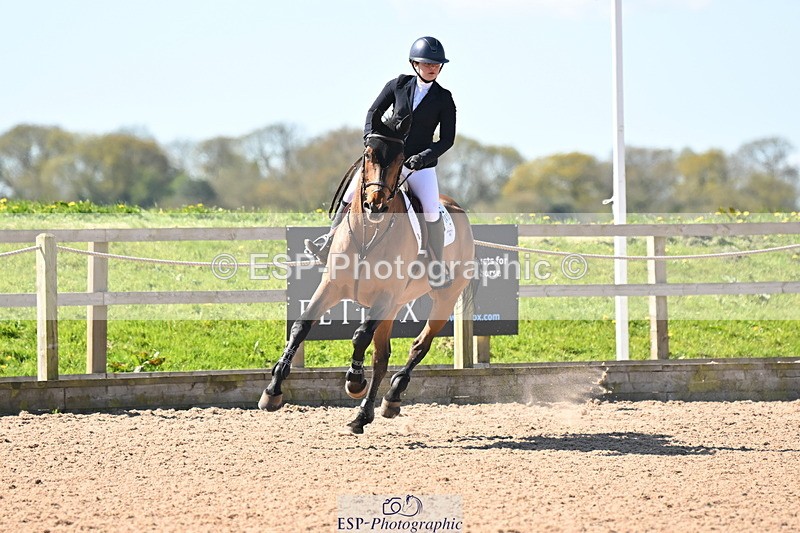 240418A-113556-02623 - Cls 5, 2 Star Medium Tour 1.35m