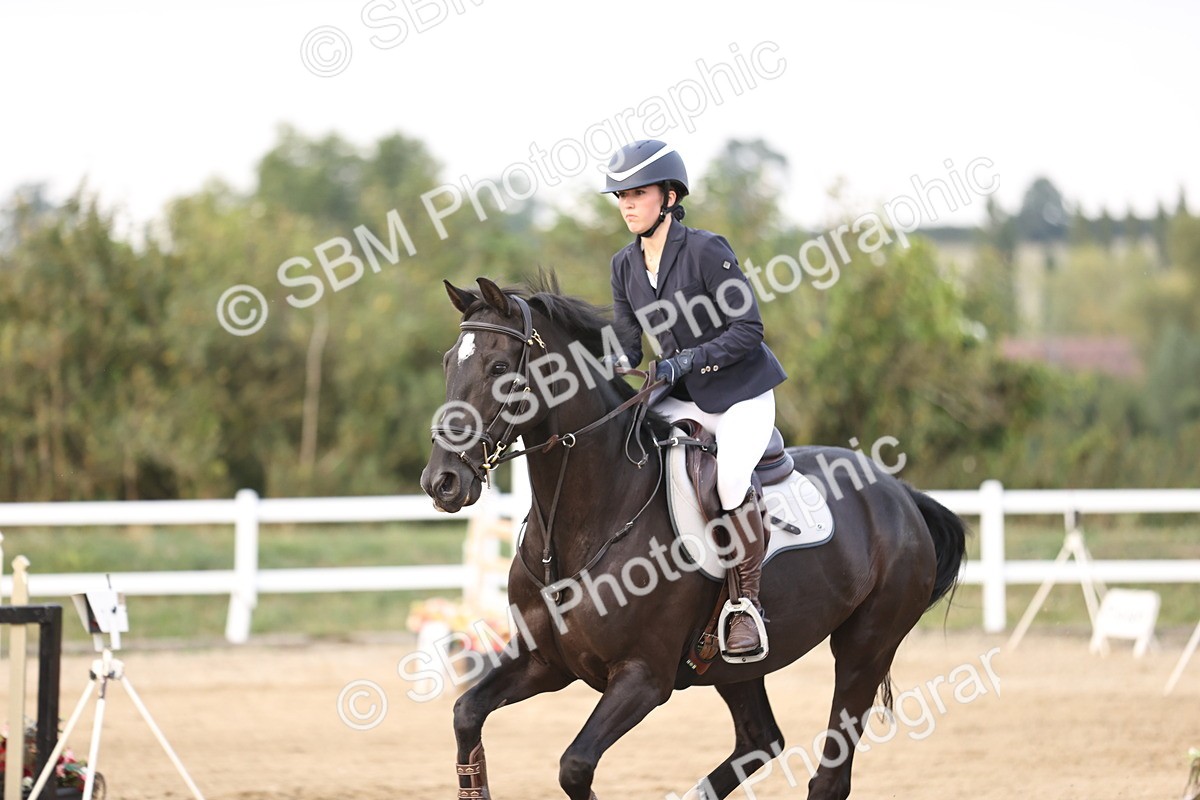 SBM_04472 - Class 12 - 1.00m Championship
