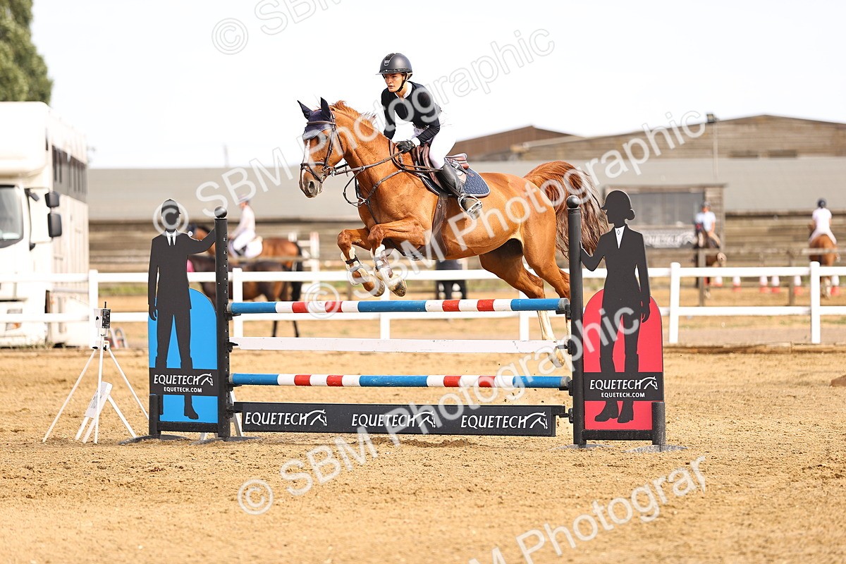 SBM_001536 - Class 6 - Senior Newcomers 1.10m