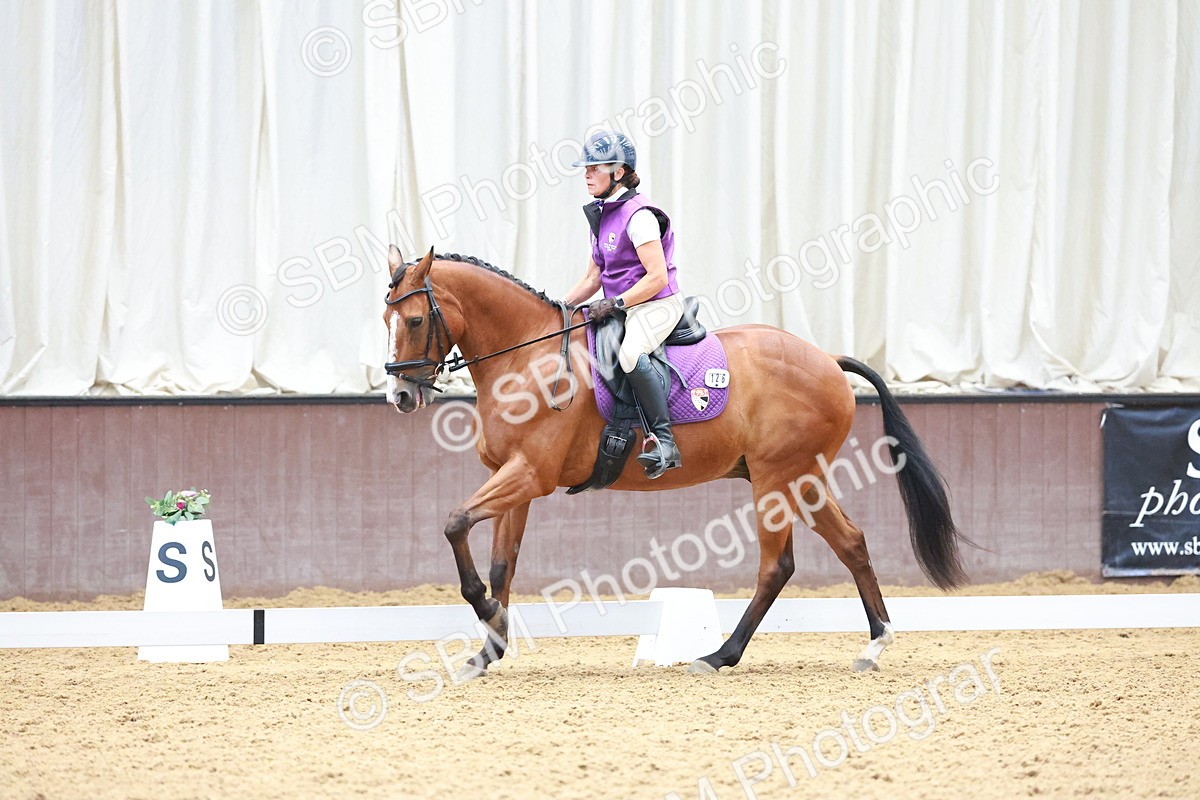SBM_009045 - Prelim 5 - 8.30-9.47