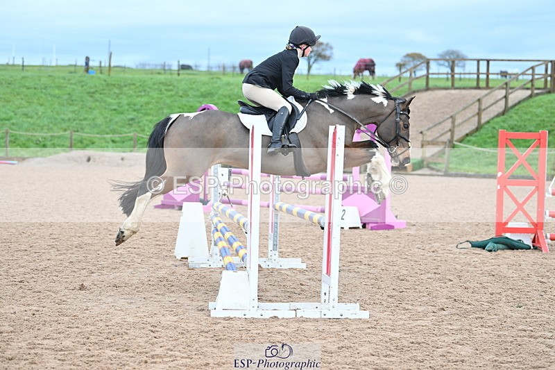 231203A-111452-00769 - Cls 16+17 Club and Schools 80cm