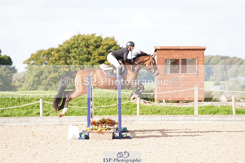 241004A-112038-00196 - Fri 02 Snr 1.05m Open