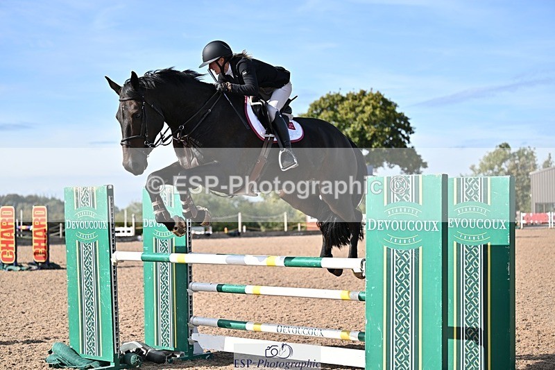 251001-145931-00518 - Cls 6 Foxhunter and 1.20m Open