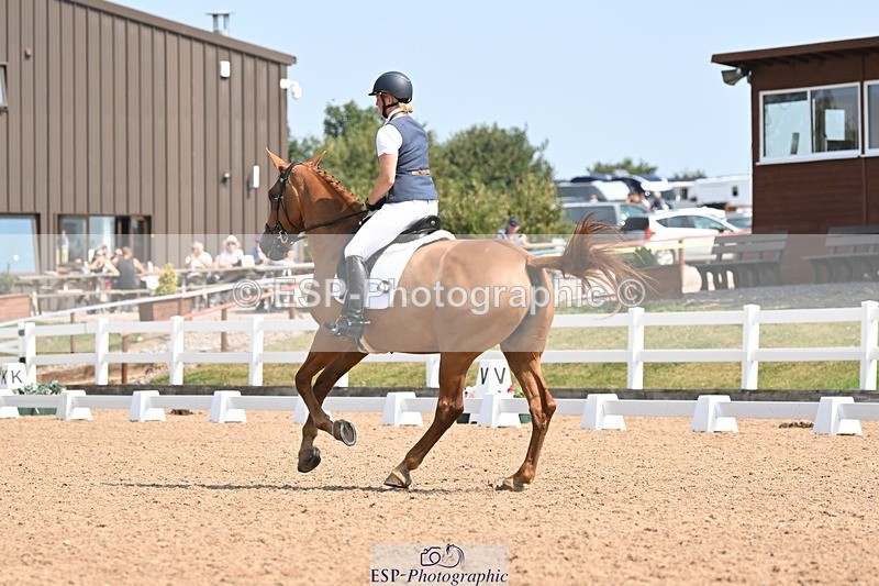 250816-122610-04512 - 051-Alana.ShaplandForever.Autumn.DS