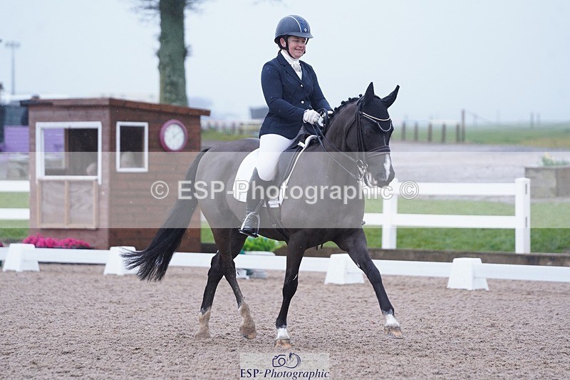 250215-112854-03478 - 189-Amy.Cox-Pretty.Picture