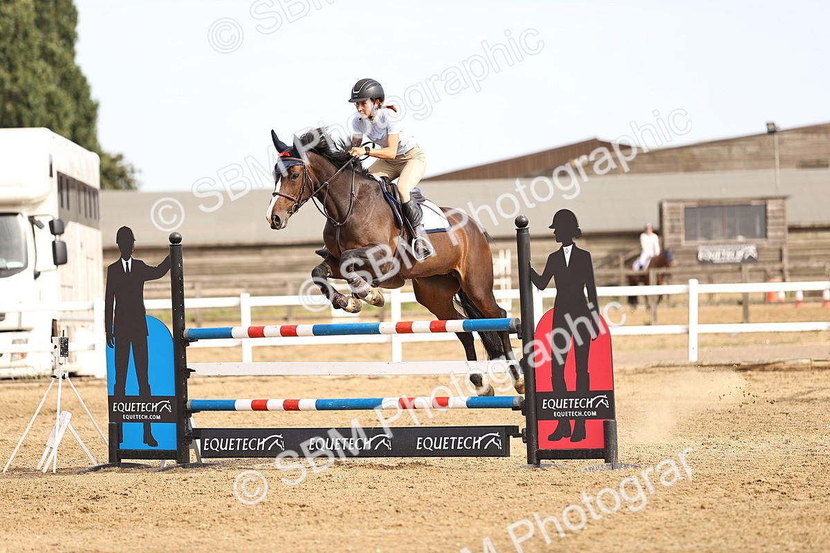 SBM_001592 - Class 6 - Senior Newcomers 1.10m