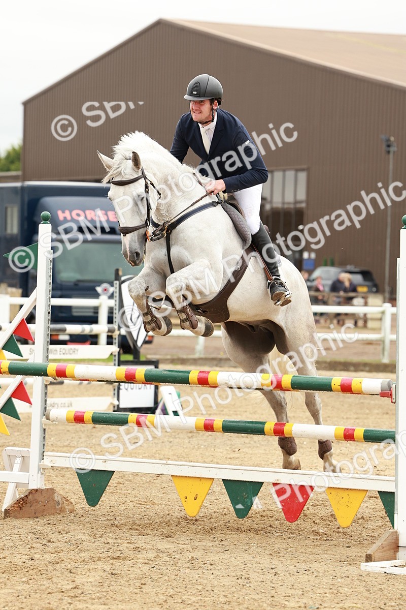 1I0A7675 - Class 4 - Senior Newcomers 1.10m